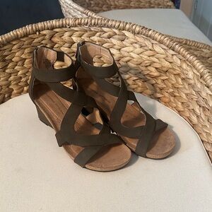 Adrienne Vittadini Olive Wedge Sandals